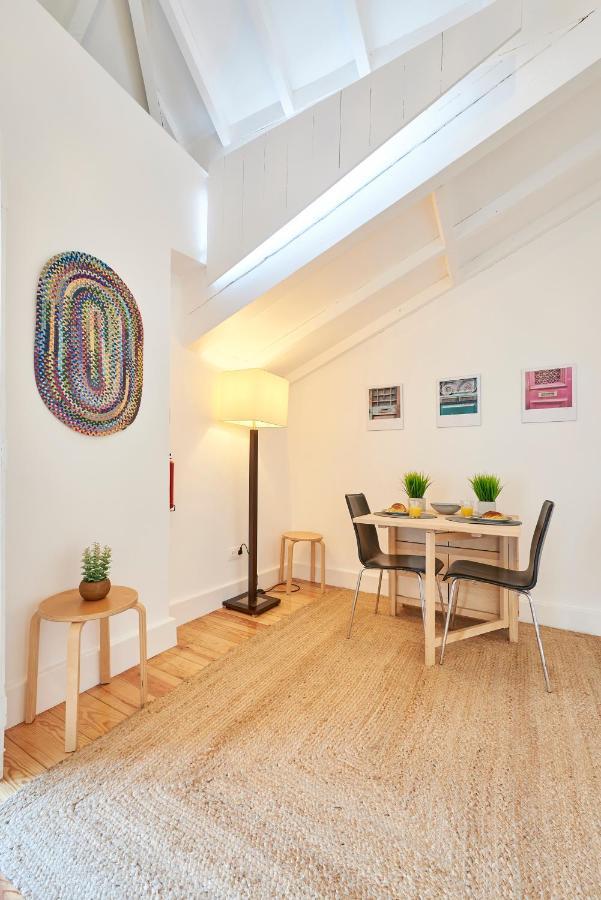 Duque In Chiado II Apartment Lisbon Room photo