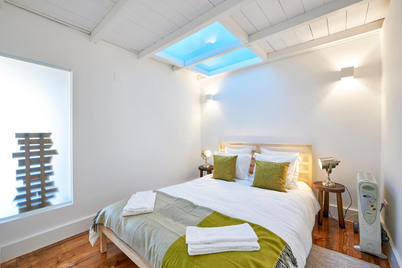 Duque In Chiado II Apartment Lisbon Room photo